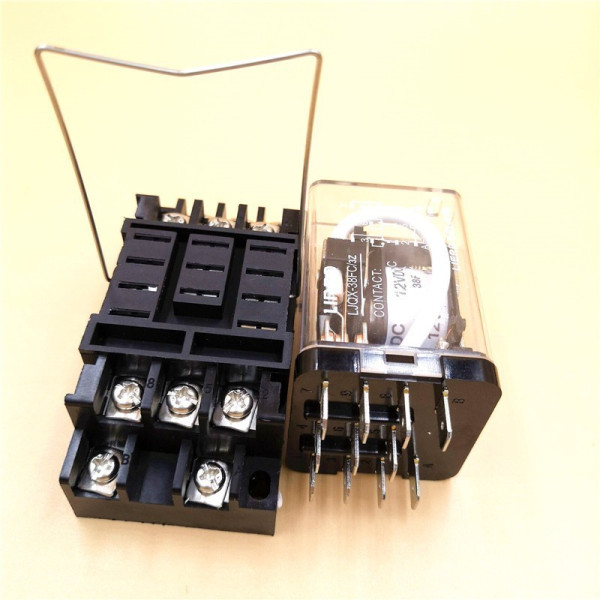 Электромагнитное реле высокой мощности 40 Ампер 220 Вольт 3-х контактное JQX-38F3Z с рейкой колодкой от QIANJI Электромагнитное реле высокой мощности 40 Ампер 220 Вольт 3-х контактное JQX-38F3Z с рейкой колодкой от QIANJI